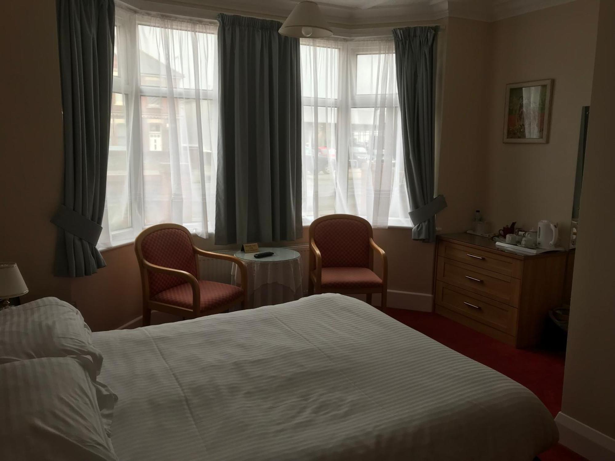 Merton House Worthing Zimmer foto
